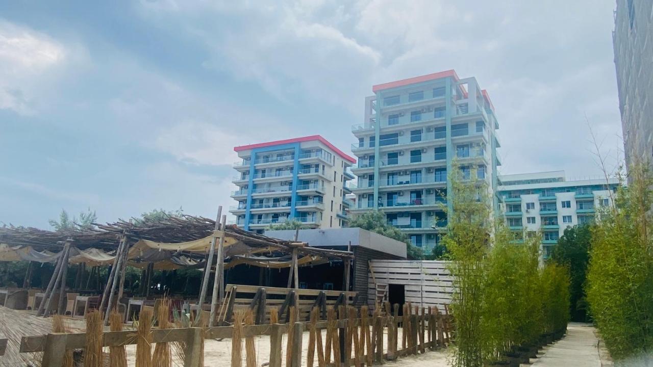 Studio For 2 In Mamaia Summerland Apartment Екстериор снимка